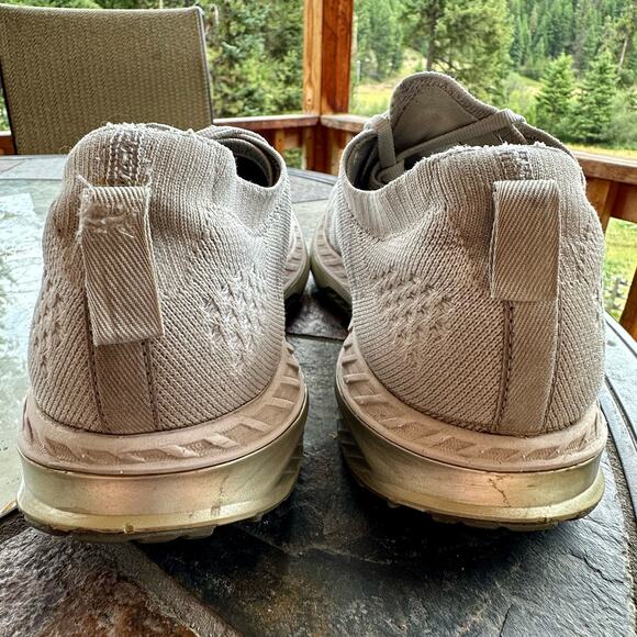 Brooks Bedlam 2 Running Sneaker Womens 9 Knit Mesh Gold Logo Gym Sporty Low Top - Picture 7 of 13